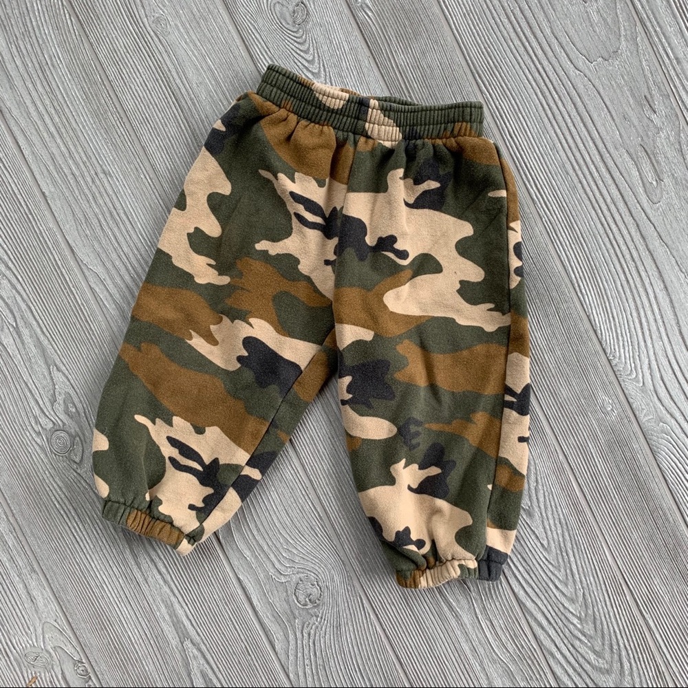 🦌Children’s Place Camouflage Toddler Joggers